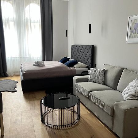 Room 44 Osijek Luaran gambar